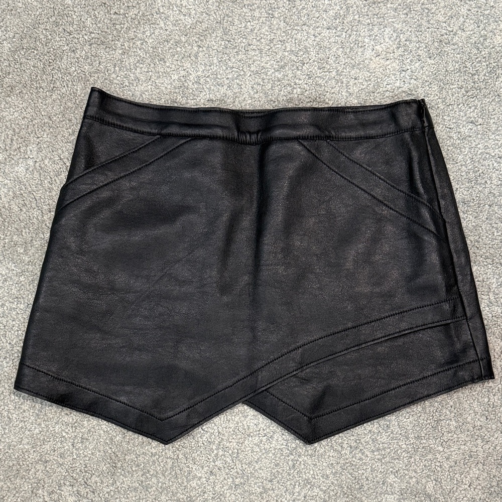 BCBG Black Skirt